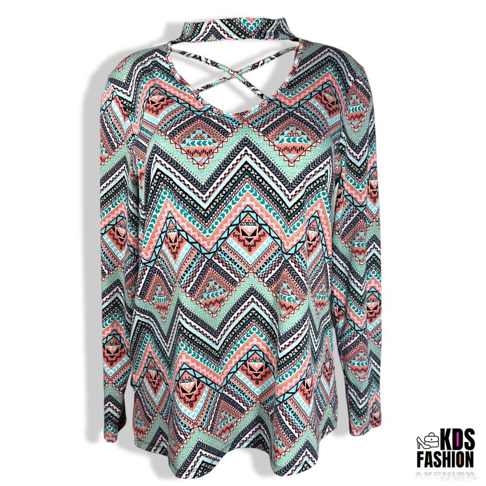 b&b Boutique Criss Cross Front High Low Top LG